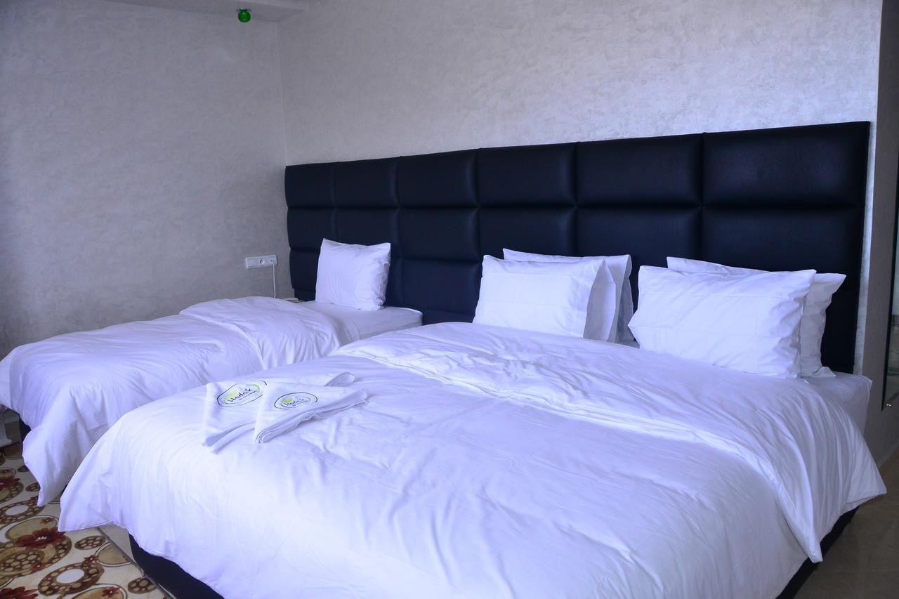 Hôtel Hadaik Ain Asserdoune Béni Mellal Extérieur photo